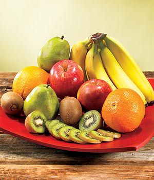  gambar  buah  buahan dalam keranjang 
