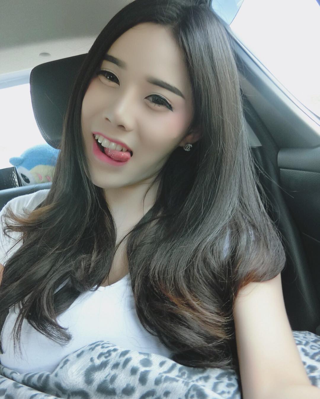 Frommiiee Mini Sapphire most cute teen Thai ladyboy instagram photo