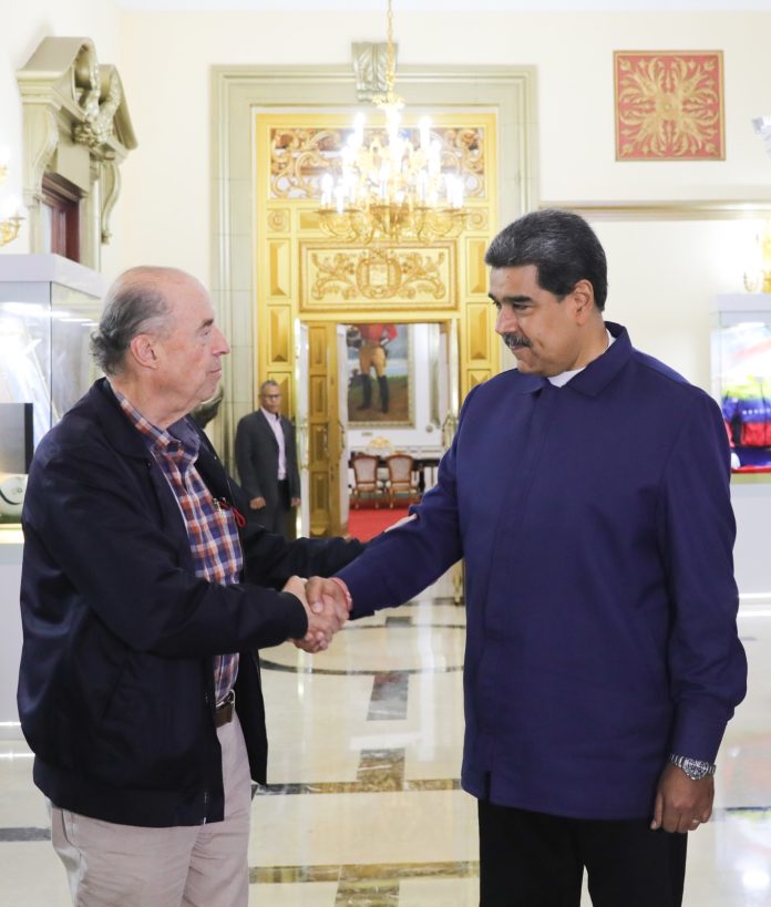 Presidente venezolano y canciller de Colombia abordaron conferencia sobre diálogo