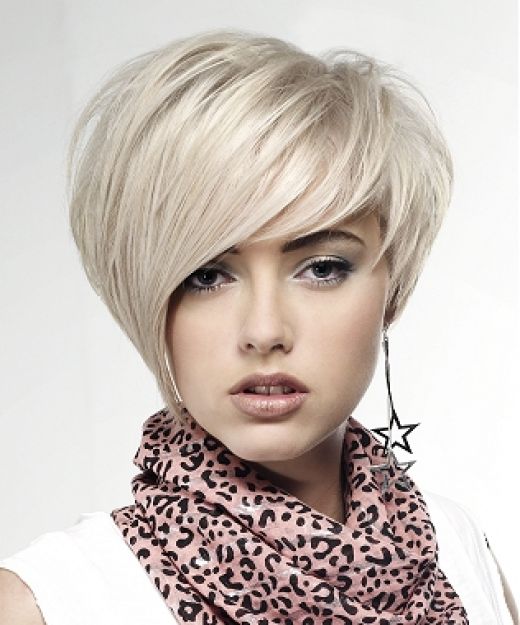short hairstyles for round faces women. short haircuts for women with
