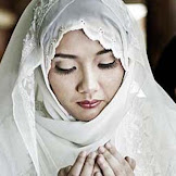 Peran Istri Sholehah Dalam Keluarga