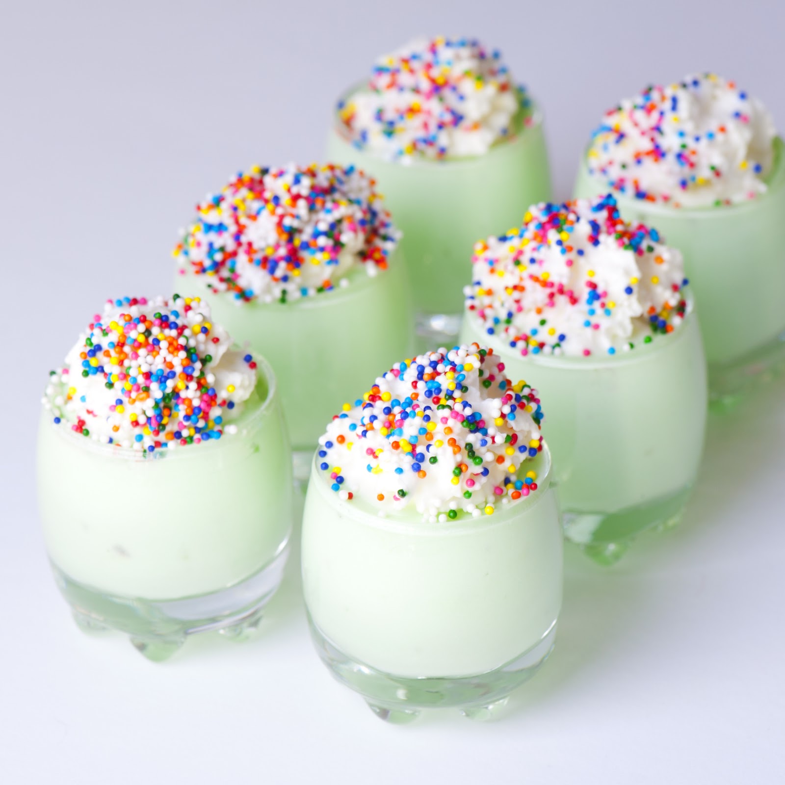 Jelly Shot Test Kitchen: Pistachio Pudding Shots