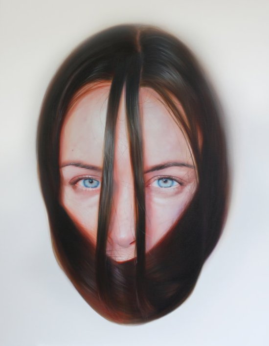 Roos Van Der Vliet arte pinturas hiper-realistas retratos mulheres cabelos olhares