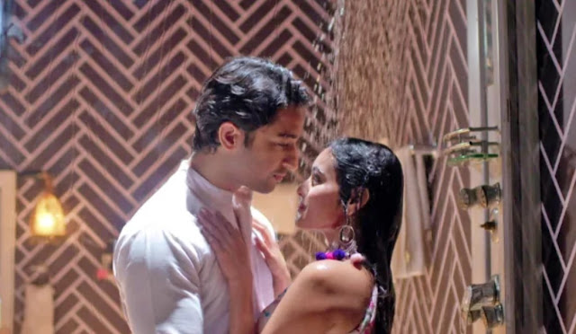 Romance : Abeer Mishti’s shower romance on fire leaves Meenakshi fumed in Yeh Rishtey Hai Pyaar Ke