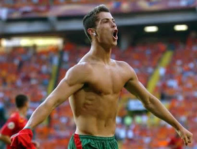 cristiano ronaldo topless