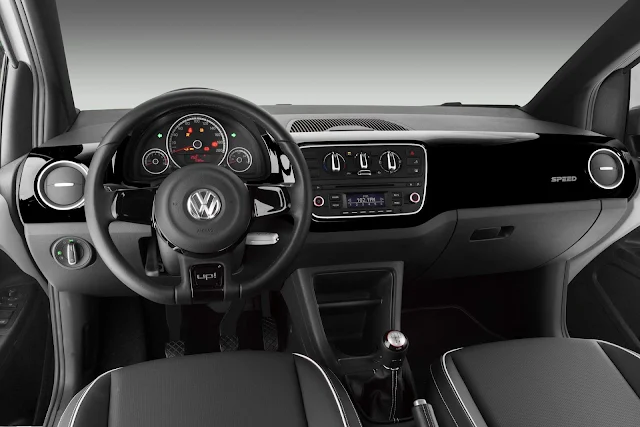 Volkswagen Speed-up!  turbo 2016 - interior