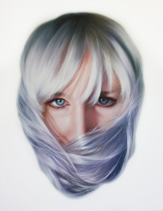 Roos Van Der Vliet arte pinturas hiper-realistas retratos mulheres cabelos olhares