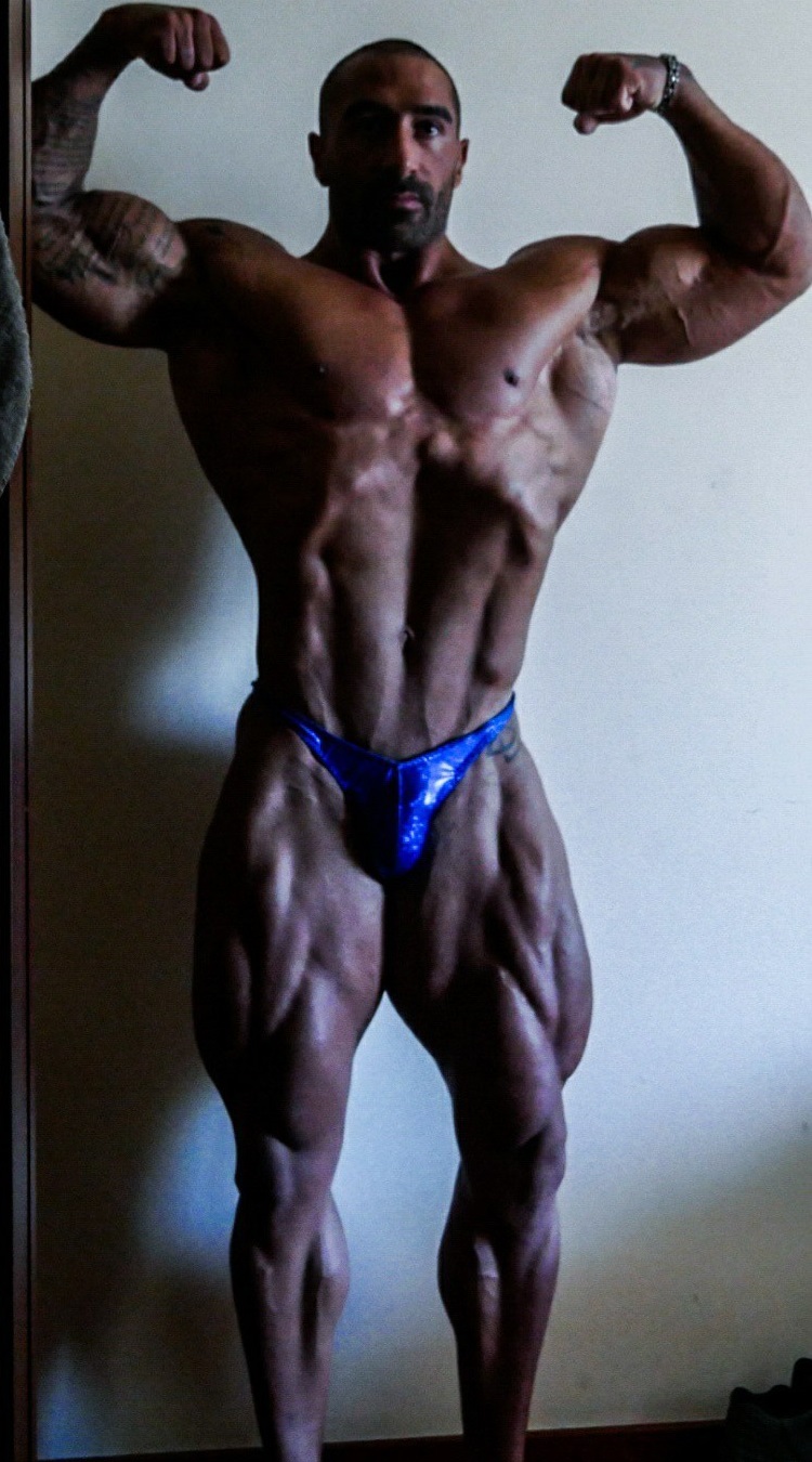 Tiago Doidinho - Women Back Muscles