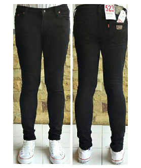  CELANA  JEANS  LEVIS  CEWEK HITAM Sepertiga com