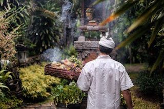 Jangan Balik Membenci Orang yang Menyakitimu