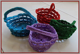 Sweet Nothings Crochet pattern blog, free pattern for a easy decorative basket, or chocolate basket for easter,