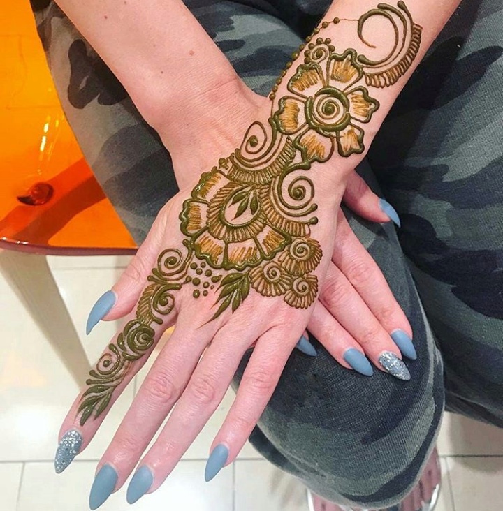 Download 15 Beautiful Simple Easy Mehndi Designs Photos For