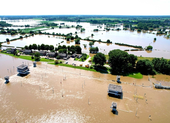 Foto cover Hoogwater 2021 : feiten en duiding