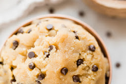 Healthy Cookie Dough (Edible, Paleo, Vegan, Gluten Free)