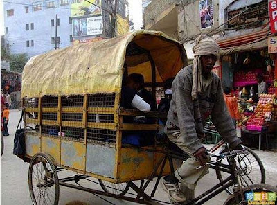 School Buses in India