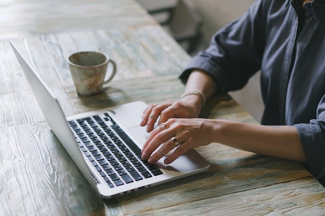 The Effect of Display Resolution on Student Proficient Laptops