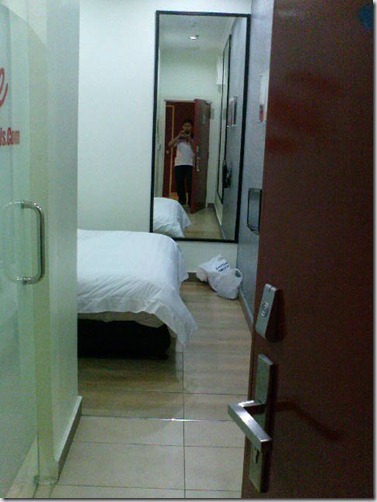 1002 Tune Entrance