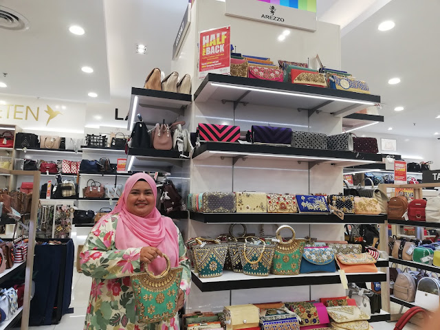 Dapat Baucer RM 50 dengan Promosi Half Pay Back dekat Lulu Hypermarket