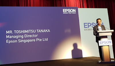 Tanaka-san spoke of Epson's market leadership in projectors. 