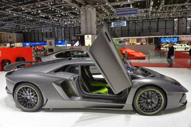 Modifikasi Mobil Lamborghini Aventador Terbaru Super Garang