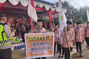 Dua Belas Kafilah Peserta MTQ ke-36 Tingkat Kabupaten Aceh Singkil Ikuti Pawai Ta'aruf.