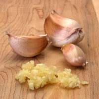 http://www.eatingwell.com/nutrition_health/immunity/health_benefits_of_garlic
