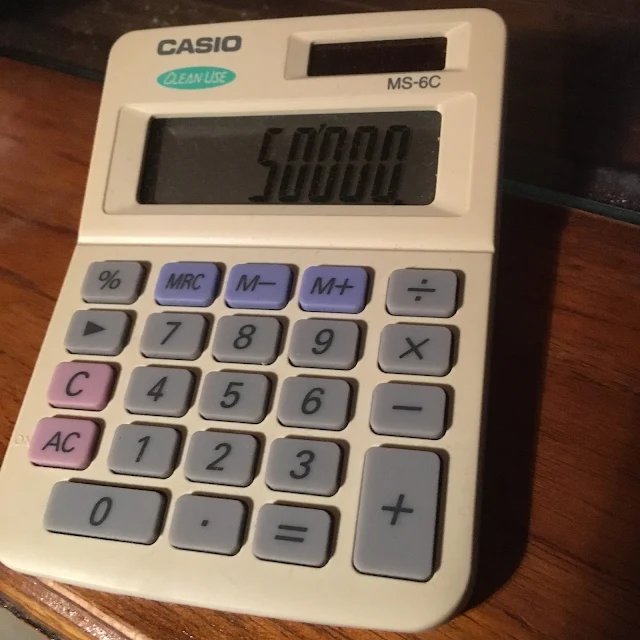 CASIO Calculator Old calculators are now sold as junk for 100 yen