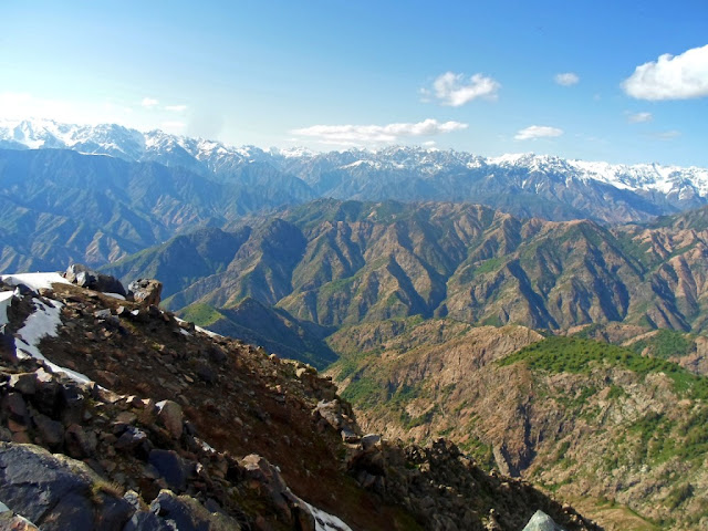 Пик Варзоб, поход из ущелья 21 километр в ущелье Оджук, горы Таджикистана