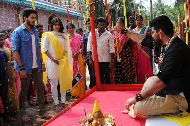  In the busy schedule of the fourth "Angel" After the super-hit films, such as the banner of Shree Saraswati manyampuli terakekkutonna sosiyophantasi Angel entertainer. Last year, the Chitra unit has already started shooting up to three Schedules digvijayanga completing the shooting schedule and is slated for January 16 and the fourth in the surrounding areas of Hyderabad. Young talend hero nagaanves, Beauty Queen hebba terakekkutonna Patel starrer, the film is directed by Palani darsakadharidu Aish Amazon associate. The plan would be happening right now nirvihincenduku schedule until the end of January, said the Chitra Sagar producer Bhuvan. Saptagiri in the film, Pradeep Rawat, siyaji Shinde key roles. Bengal Tiger is composing the music for the film Fame bhims sessaroliyo. Saraswati Chaudhary presented muppavengayya Bhuvan Sagar Films banner is producing this film is the most ambitious. The citranikiracana: Srinivas lankapalli, Art: VS. Sayimani, Stunts: Ram Lakshman, dialogues: vempalli Ramesh Reddy, Editor: cotakeprasad, cinematography: quality.