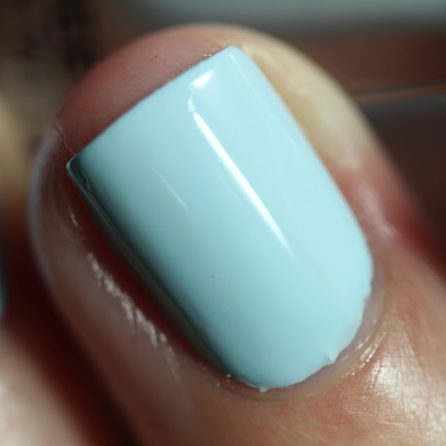 Dimension Nails Calf swatch