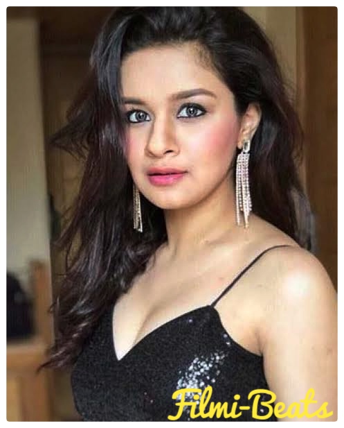 Avneet Kaur wallpaper & Biography
