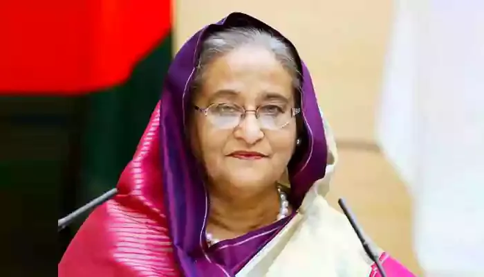 The Prime Minister is working day and night at the risk of his own life নিজের জীবনের ঝুঁকি নিয়ে দিনরাত কাজ করছেন প্রধানমন্ত্রী