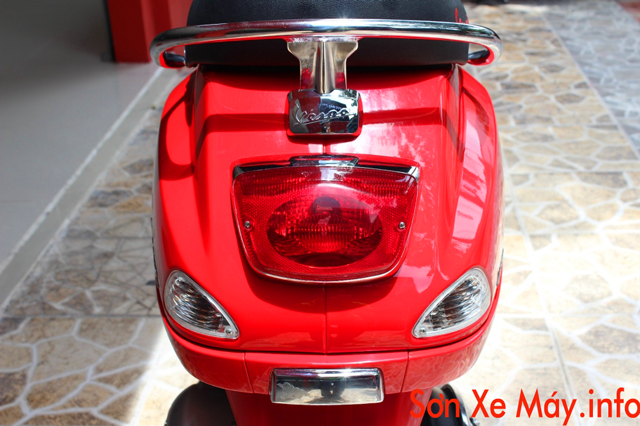 Sơn xe Vespa LX 125 màu đỏ zin cực đẹp