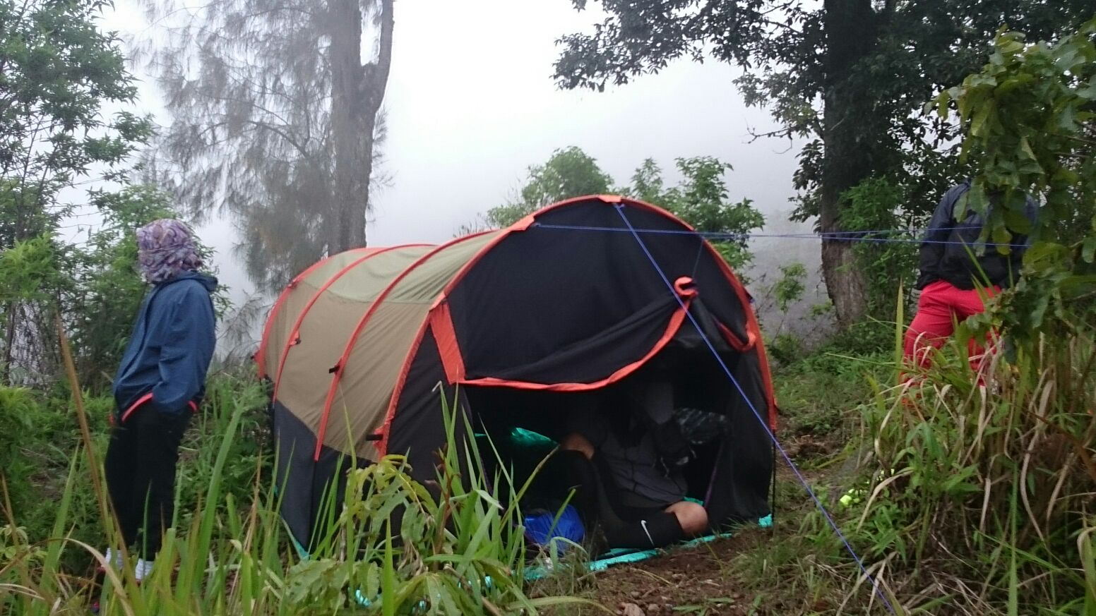 Tempat Rental Tenda Camping  Kapasitas 8 Orang Di Sidoarjo 