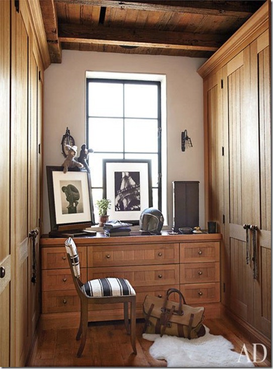 item9.rendition.slideshowWideVertical.alfredo-paredes-brad-goldfarb-new-york-apartment-10-dressing-room