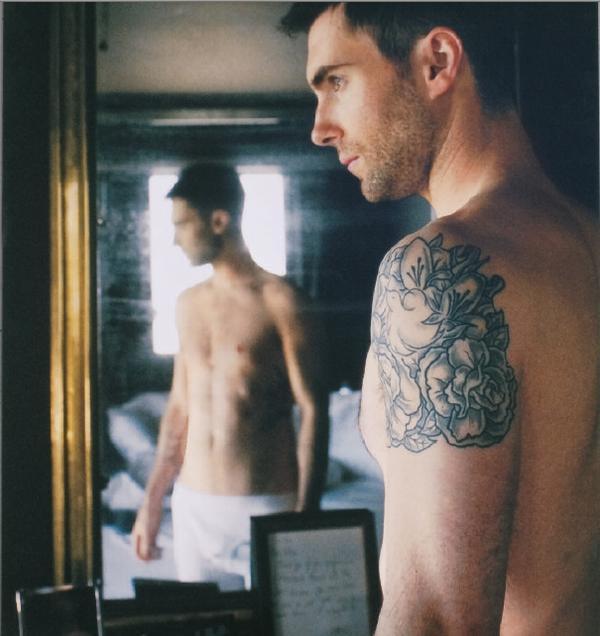 ADAM LEVINE Sexiest Photos TOP 10 The Voice Judge