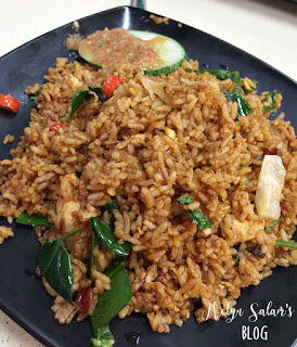 Nasi goreng tomyam di restauran L.K Maju Pte. Ltd di Little India