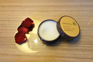 Innisfree volcanic Jeju blackhead balm