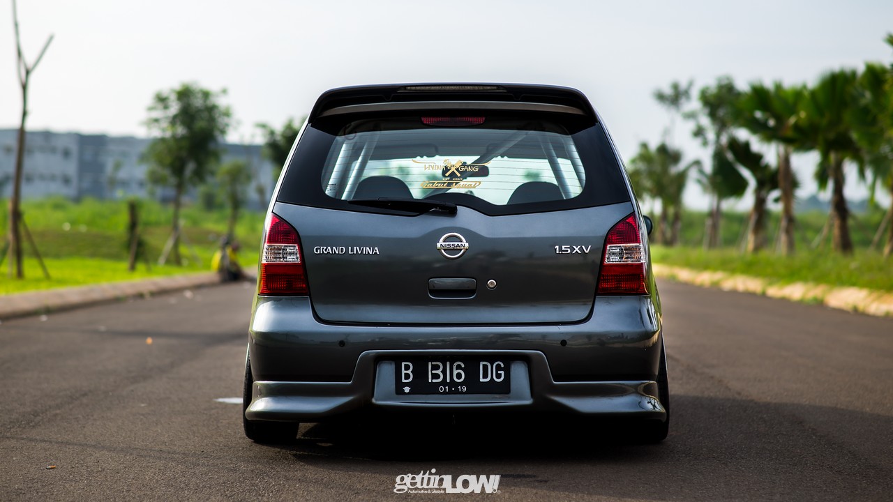  Modifikasi  Mobil Ceper Nissan Grand  Livina  Gray Metallic 