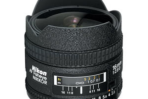 Lensa Nikon AF Fisheye Nikkor 16mm f/2.8D