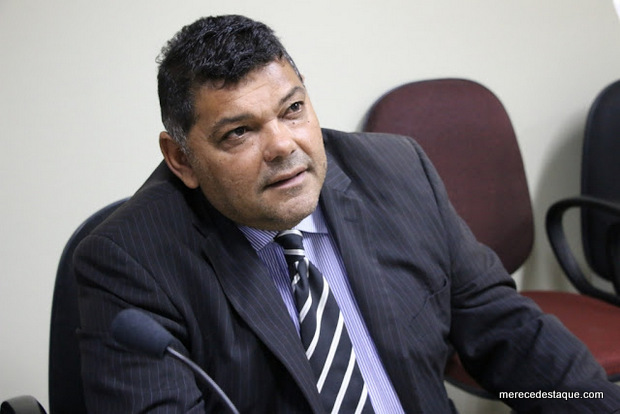 Toinho do Pará renuncia a liderança da bancada governista na Câmara de Santa Cruz