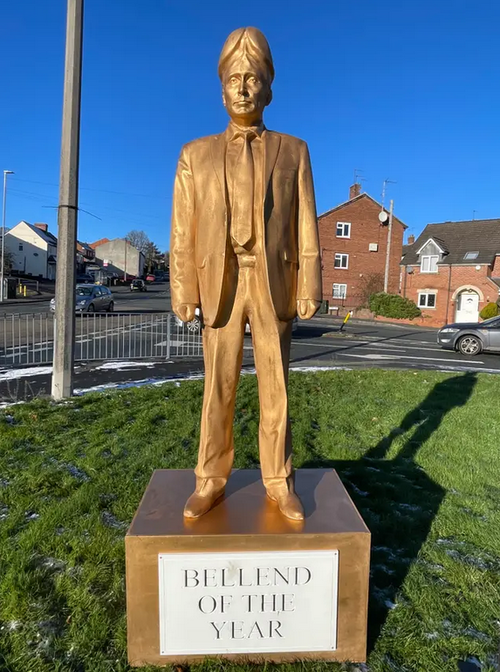 The organiser of the statue said it ‘does what it says on the tin’