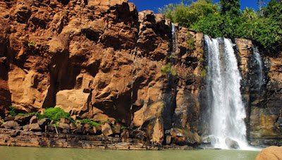 Air Terjun Curug Awang Geopark Ciletuh