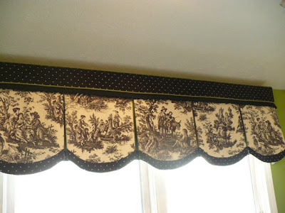 FRENCH COUNTRY ROOSTER TOILE KITCHEN VALANCE CURTAIN