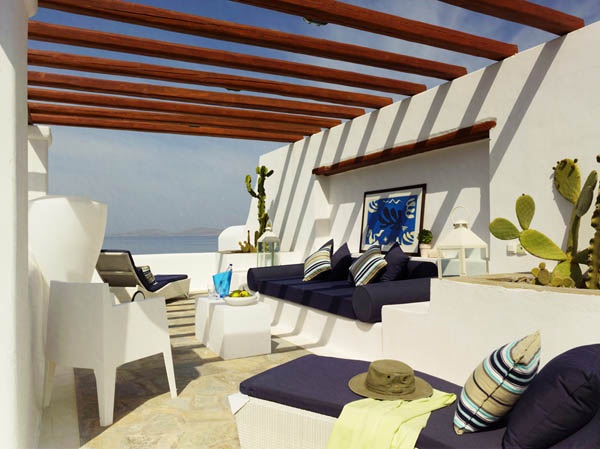 Mykonos Grand Hotel With Harmonious Architecture On Mykonos Island