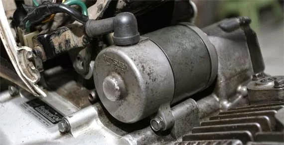 Cara memperbaiki starter motor