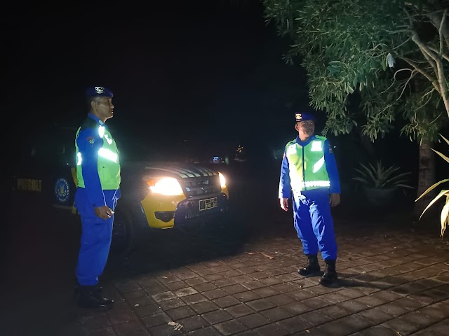 Satuan  Polairud Polres Karangasem  Gelar Blue Light Patrol Ciptakan Situasi Kamtibmas