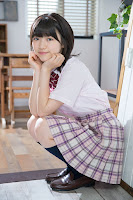 Beautiful Japanese Gravure Idol Sexy School Uniforms Photo Gallery