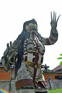 5 Hantu dan Makhluk Mitos yang Melegenda di Bali