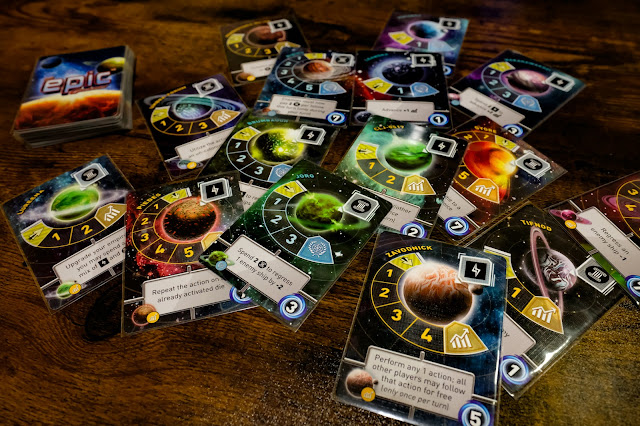 Tiny epic galaxies board game 小小史詩星系 桌遊 星球牌